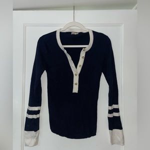 FAHERTY MIKKI HENLEY BLUE AND WHITE COASTAL COLOR BLOCK